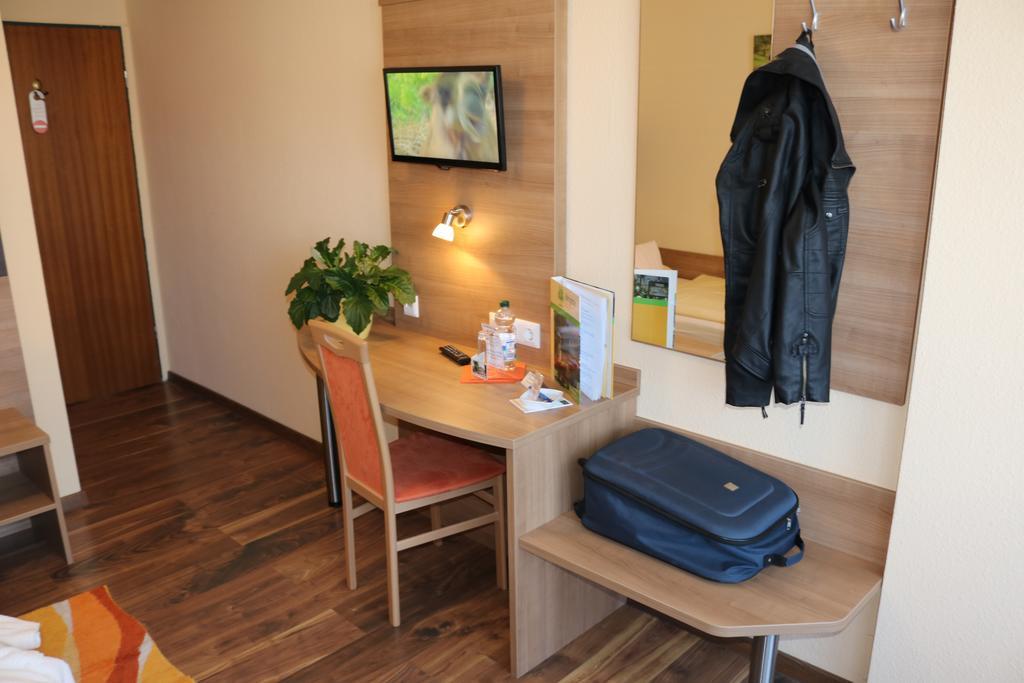 Hotel Brigitte Bad Krozingen Kültér fotó
