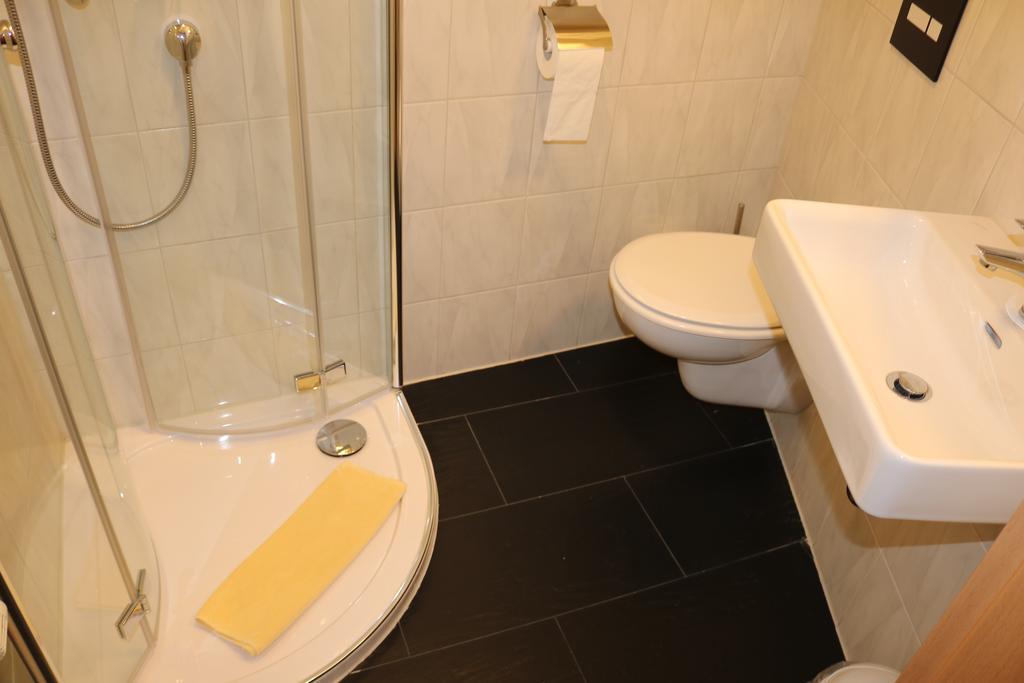 Hotel Brigitte Bad Krozingen Kültér fotó